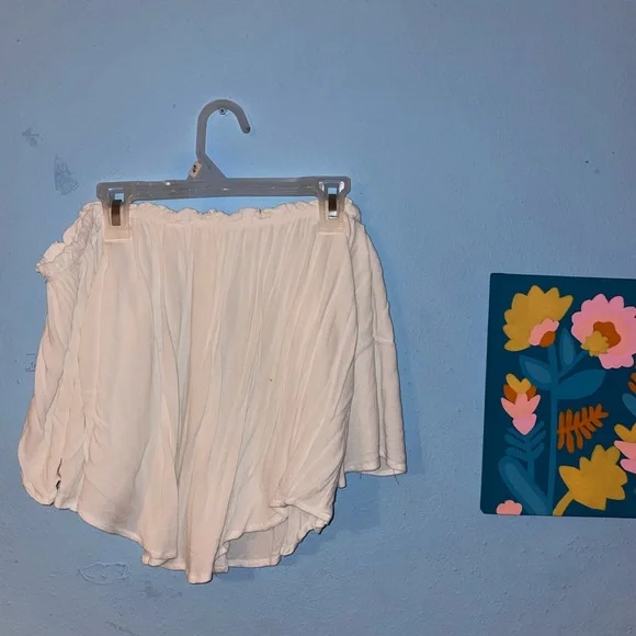 white strapless - Picture 3 of 3